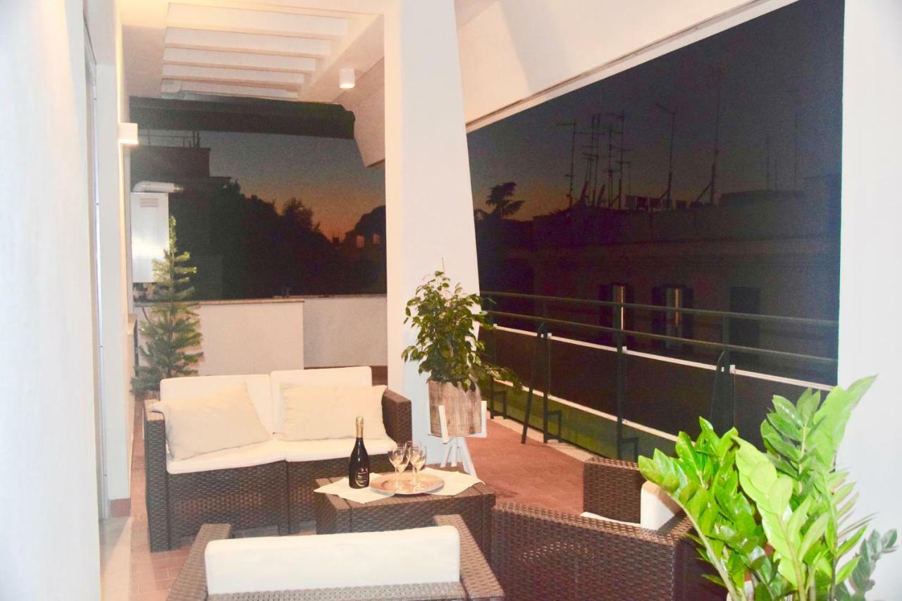 Terrazza San Giovanni Apartment Řím Exteriér fotografie
