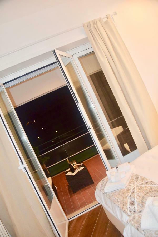 Terrazza San Giovanni Apartment Řím Exteriér fotografie