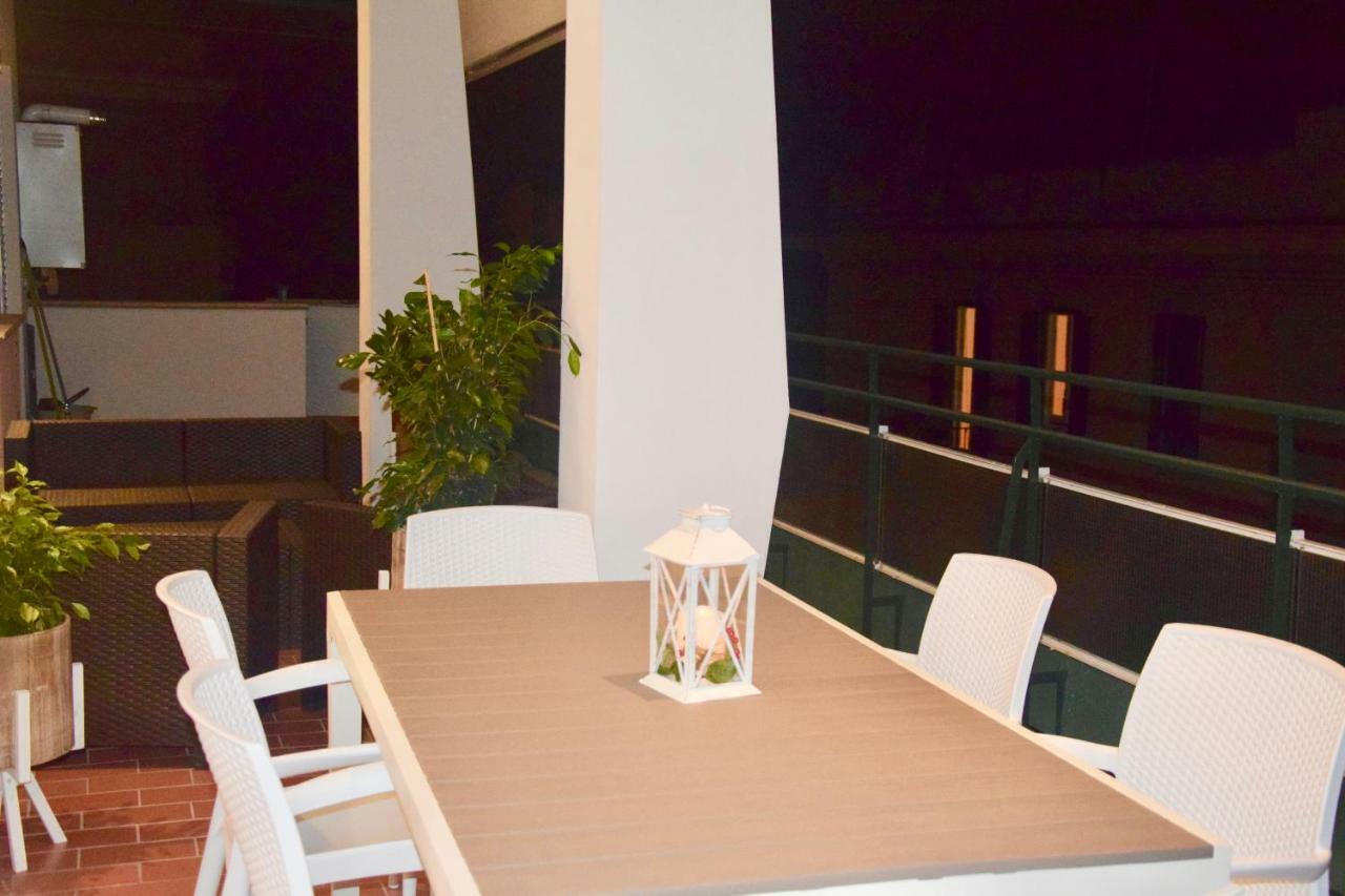Terrazza San Giovanni Apartment Řím Exteriér fotografie